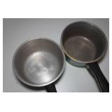 Vintage Club Pots and Pans Set