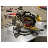 DeWALT 12" Sliding Compound Mitre Saw. DW708. Tested. Works.