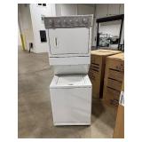 Whirlpool Stackable Washer/Dryer. Mod WGT4027EWO