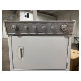Whirlpool Stackable Washer/Dryer. Mod WGT4027EWO