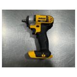 DeWALT 3/8" Cordless Impact Wrench DCF883 20VMax. Tool Only. Tested. Works.