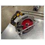 DeWalt 7 1/4" Cordless Circular Saw. DCS570. Tool Only.  Tested. Works.