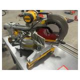 Dewalt 12" Double Bevel Sliding Compound Miter Saw DWS780