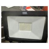 Smart Electrician LED Tri Pod Work Light. Tested. Works.