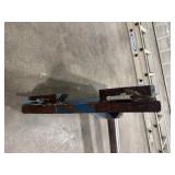 Arrow Carpet Pull Model 5030. 1500 lb Capacity. 9