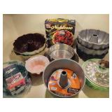 Assorted Bakeware
