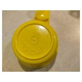 Assorted Vintage Tupperware Measuring Cups