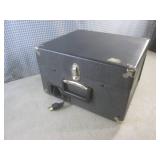 (D-3) Califone 1450C Portable Phono...