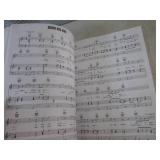 (BS) 4 Hal Leonard Sheet Music Book...