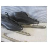 (EW3) Pair of Vintage Rishell Ice S...