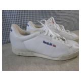 (BSB) Pair of Reebok Shoes Size 11...