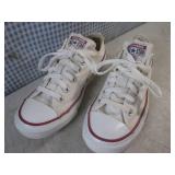 (BSB) Pair of Converse All Star Sho...