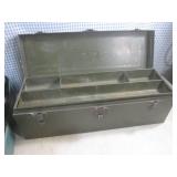 (A-3) Vintage 19" Metal Tool Box an...