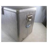 (G-1) Vintage Poloron Aluminum Ice ...