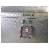 (G-1) Vintage Poloron Aluminum Ice ...