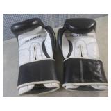(CSB) Title Leather Boxing Gloves 1...