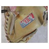 (CSB) 3 Baseball Gloves - National ...
