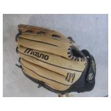(CSB) 3 Baseball Gloves - National ...
