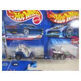 (EC1) Assorted Hot Wheels in Packag...