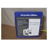 Proctor-Silex Drip Coffeemaker, Sunbeam Toaster Model 3910, and Metal Roasting Pan
