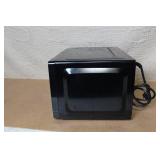 Sunbeam 700W Countertop Microwave Oven with Digital Controls