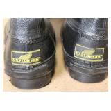 Explorers Size 13 Steel Shank Winter Boots with Liner