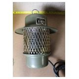 Vintage I.D.T. Electric Insect Disaster Trap by Hall Industries with Original Box