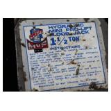 Pro-Lift MVP Hydraulic Mini Floor Jack 1.5 Ton with Handle