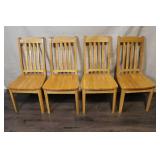 Round Oak Dining Table with Pedestal Base and 4 Chairs