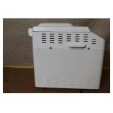 Hitachi HB-B101 Automatic Home Bakery Bread Maker with Original Box
