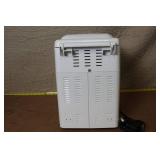Hitachi HB-B101 Automatic Home Bakery Bread Maker with Original Box