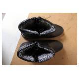 Pair of Thermal Shop Black Insulated Winter Boots Size 12