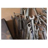 Assorted Open End and Box End Wrenches Set