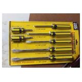 Large Assortment of Mixed Screwdrivers and New 7-Piece Set