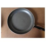Kitchenware Lot with Cutting Board, 14 in Enterprise Skillet, and 12 in Revere Pan with Lid