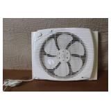 White-Westinghouse Window Box Fan with Adjustable Panels