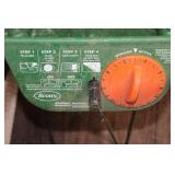 Scotts Turf Builder EdgeGuard Mini Broadcast Spreader