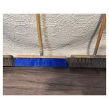 Set of 3 Push Brooms with Wooden Handles