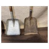 Set of 3 Heavy Duty Shovels with Wooden Handles