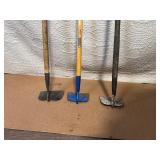 Set of 3 Garden Hoes with Wooden Handles