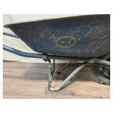 Steel Wheelbarrow with Pneumatic Tire and Air Hose