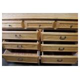 Oak Wood 9-Drawer Dresser with Decorative Mirror