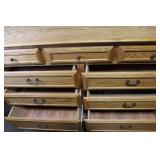 Oak Wood 9-Drawer Dresser with Decorative Mirror