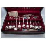 Vintage Rogers Bros Silverplate Flatware Set – “Daffodil” Pattern, Service for 8 with Case (#2)