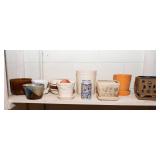 Tan/Cream Ceramic Flower Pots