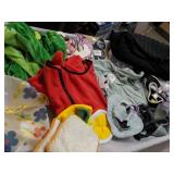 Pet Clothes and Harnesses and Costu...