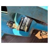 CHAINSAWS AND VISE