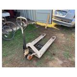 MANAUL PALLET JACK