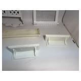 Wall Decor/Shelfs