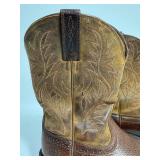 Men’s Ariat Boots 8EE & Boot Puller